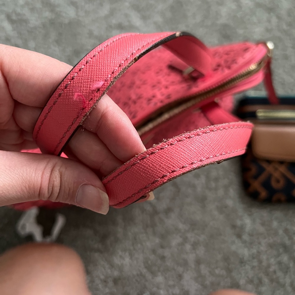 Kate Spade coral purse with long straps attachment - Picture 3 of 4